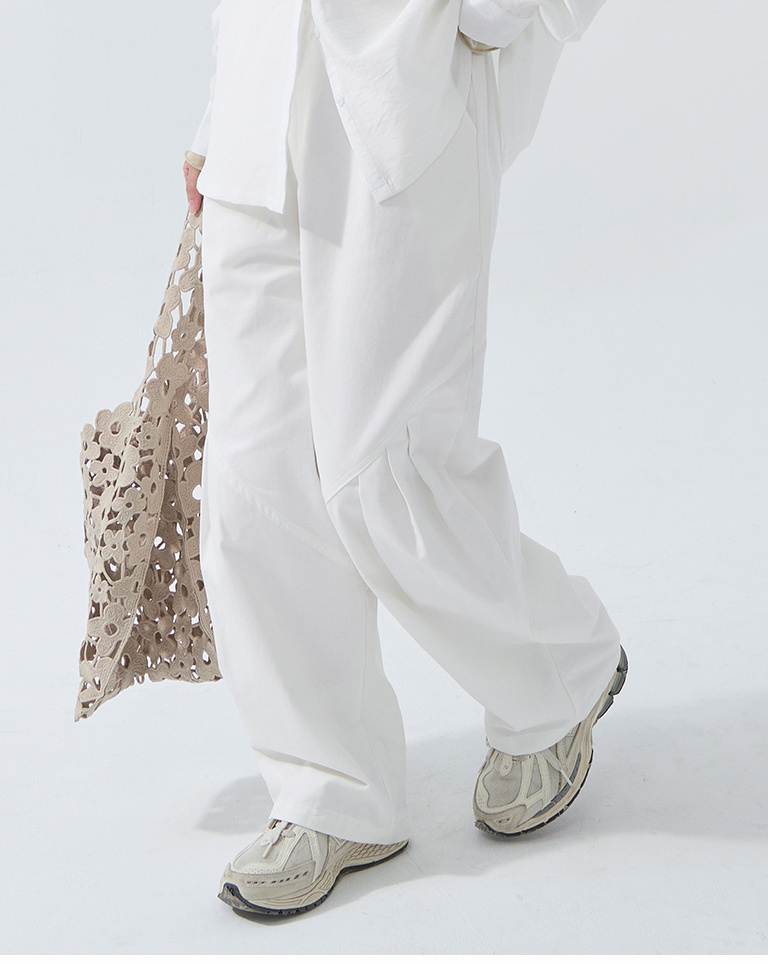 プリーツデザインキャップドパンツ2色展開