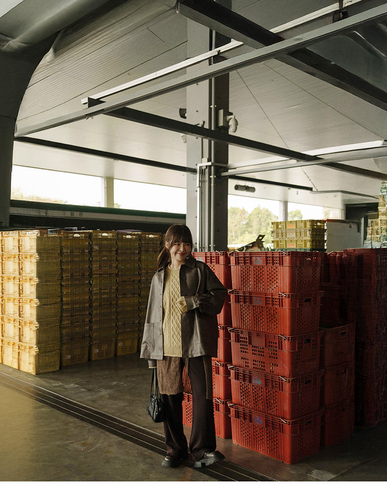 ストレートパンツ　ブラウン