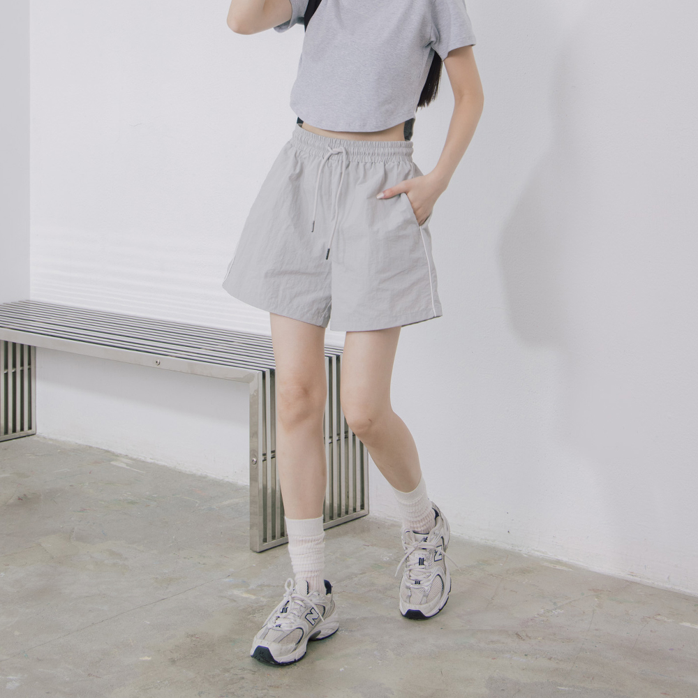 ドローコードナイロンショートパンツ 2色展開