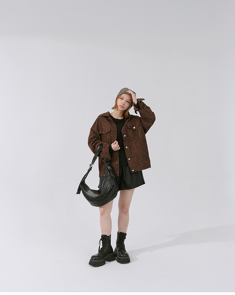 フェイクレザーミニパンツ 2色展開