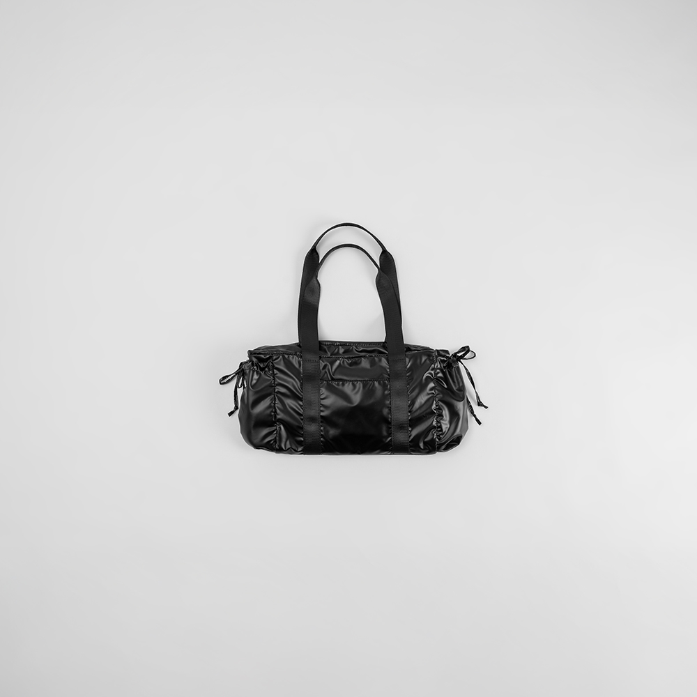 光澤感蝴蝶結綁帶抽繩肩背包 兩色售