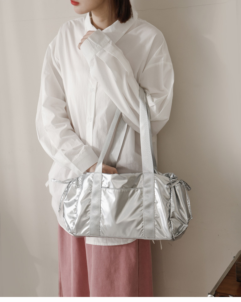 光澤感蝴蝶結綁帶抽繩肩背包 兩色售