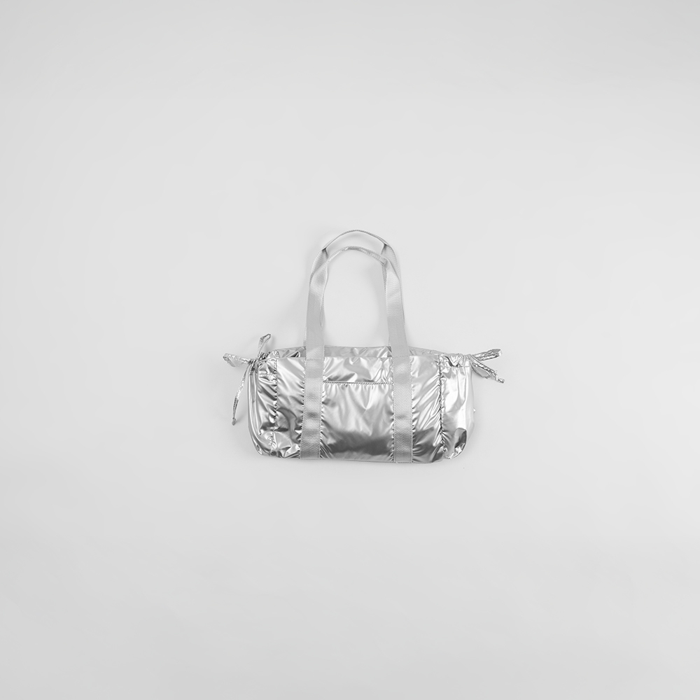 光澤感蝴蝶結綁帶抽繩肩背包 兩色售