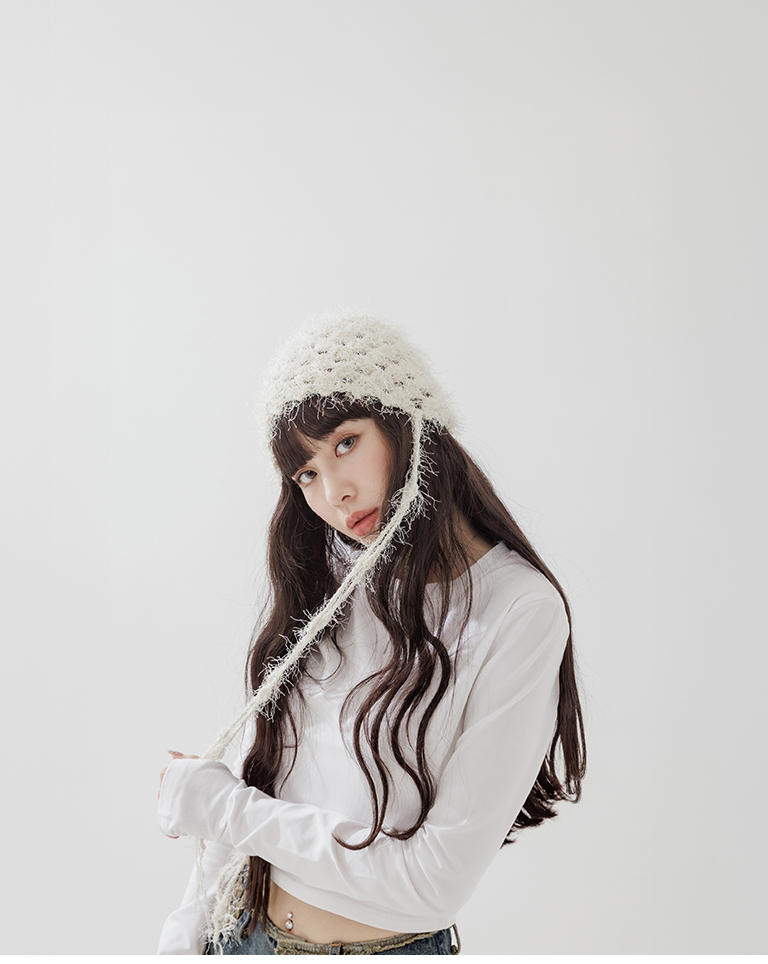 透かし編みニット帽 2色展開