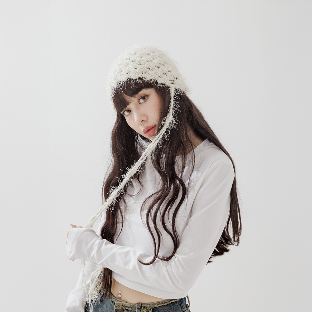 透かし編みニット帽 2色展開