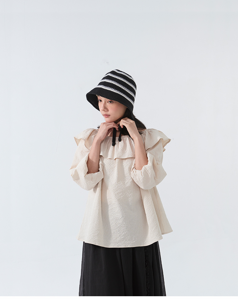 ストライプ編みニットハット