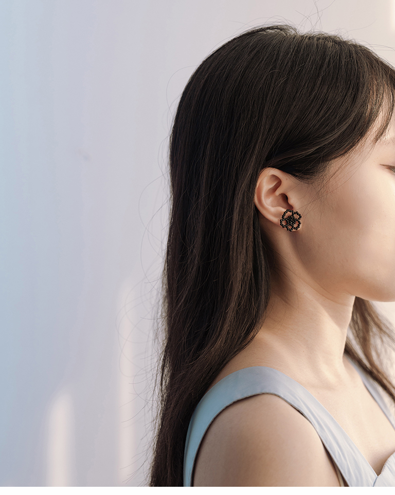 ビーズフラワーピアス 3色展開