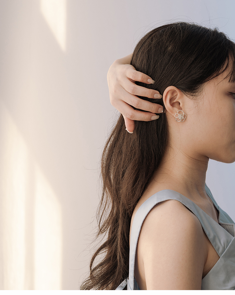 ビーズフラワーピアス 3色展開