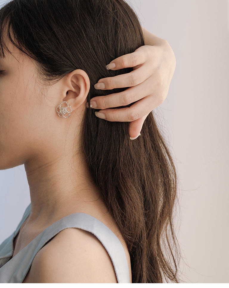 ビーズフラワーピアス 3色展開