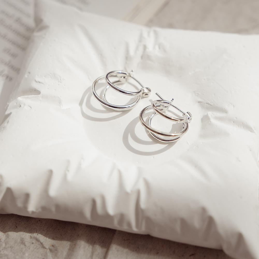 マルチフープピアス