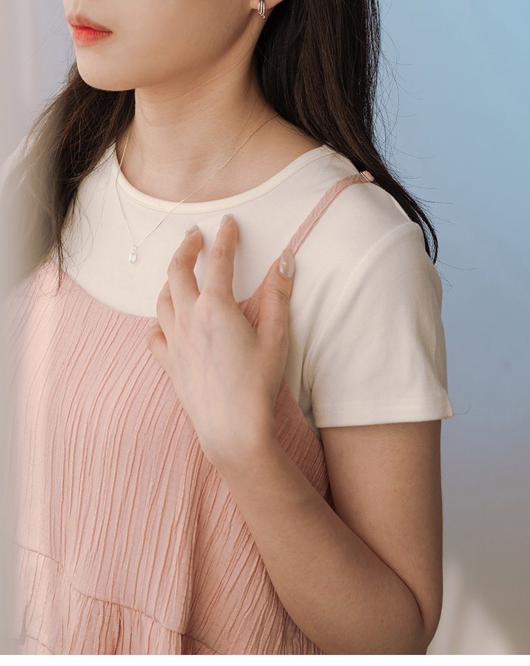 ムーンストーントップのシルバーペンダント