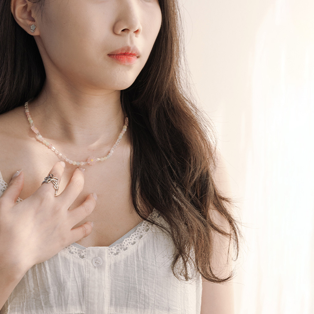 カラフルデイジーモチーフ ビーズネックレス 2色展開