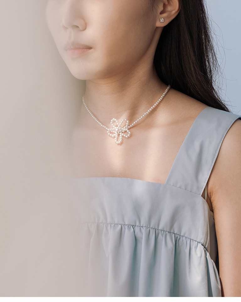 07040390 ビーズフラワー＆パールネックレス