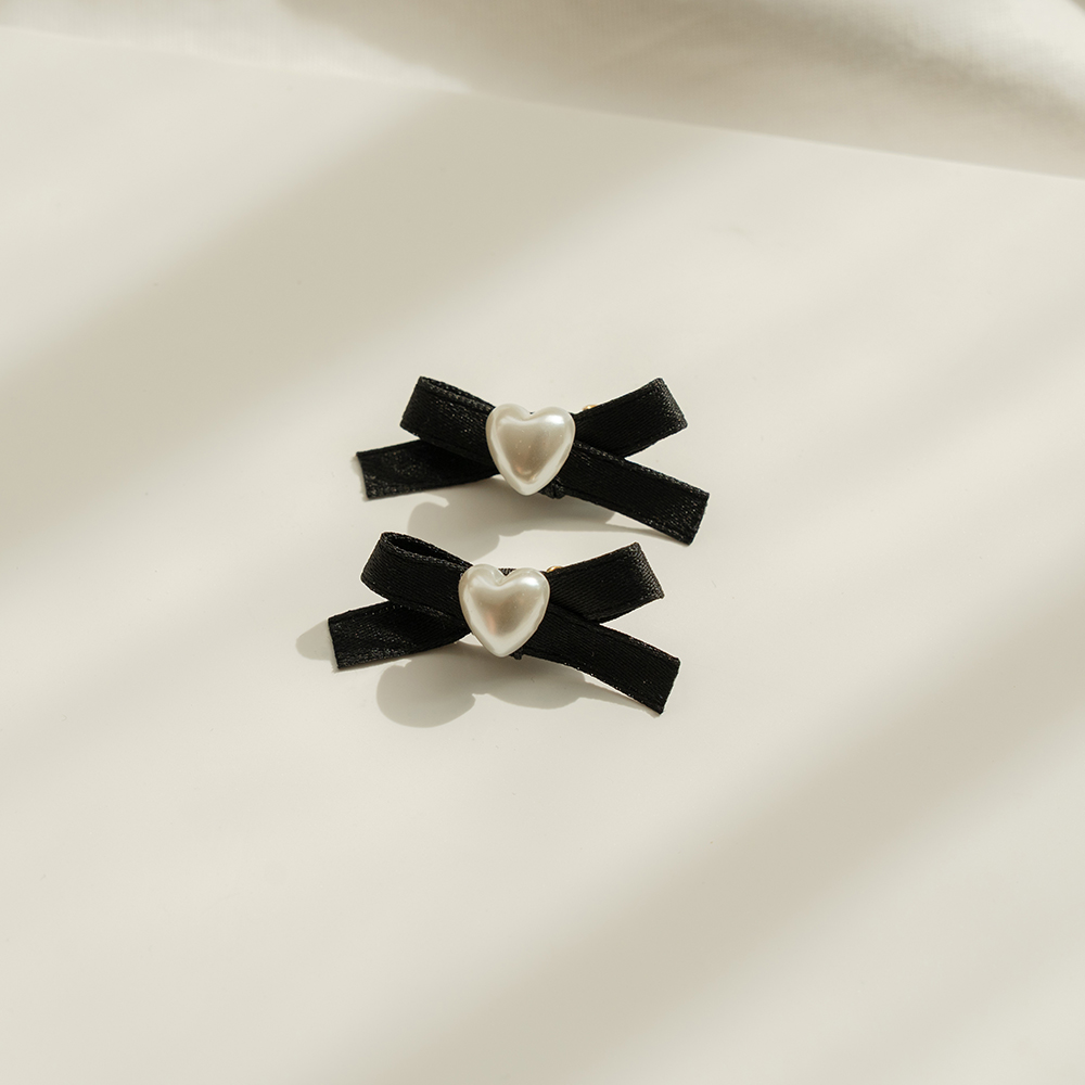 珍珠愛心蝴蝶結緞帶髮夾 兩色售