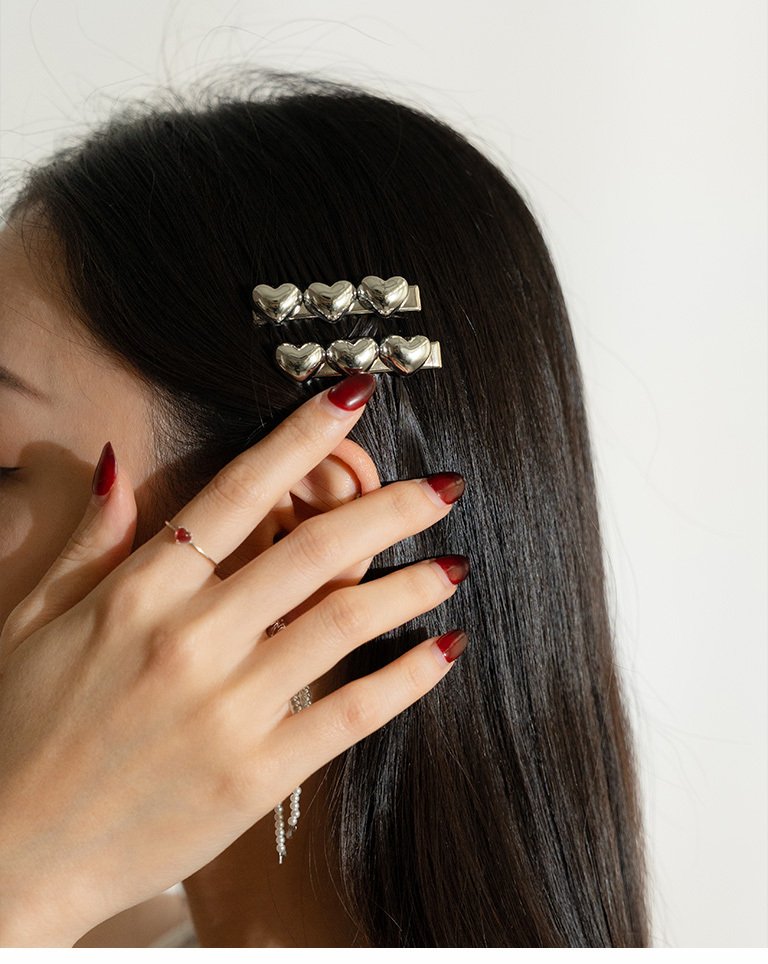 立體金屬光澤愛心髮夾