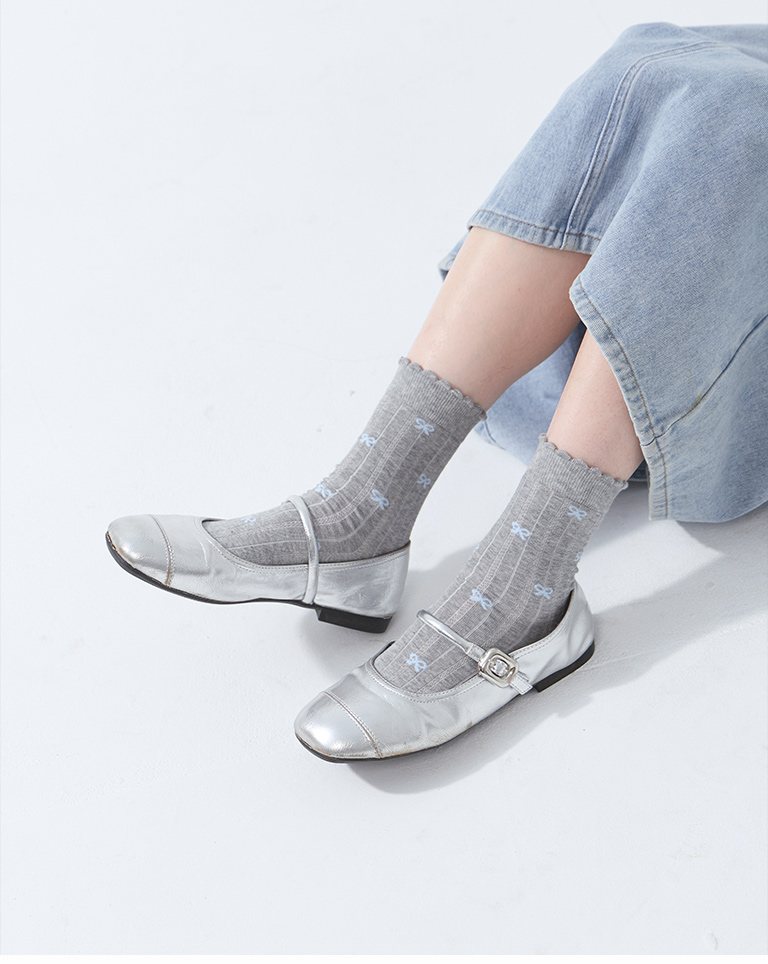 リボンレースミドルソックス　4色展開