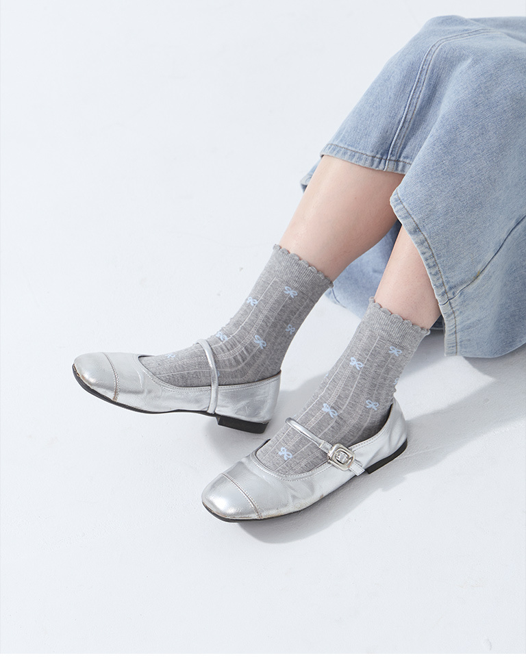 リボンレースミドルソックス　4色展開