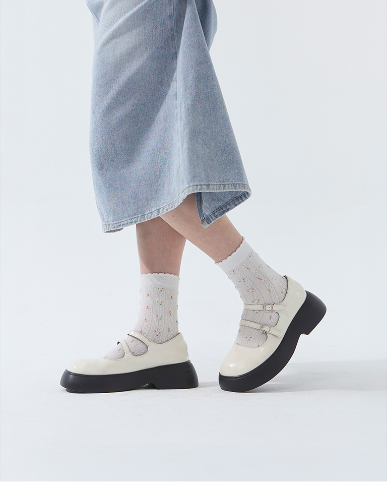 フラワージャカードミドルソックス3色展開