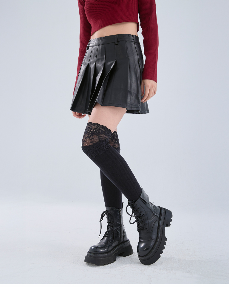 レース切り替えオーバーニーソックス  2色展開