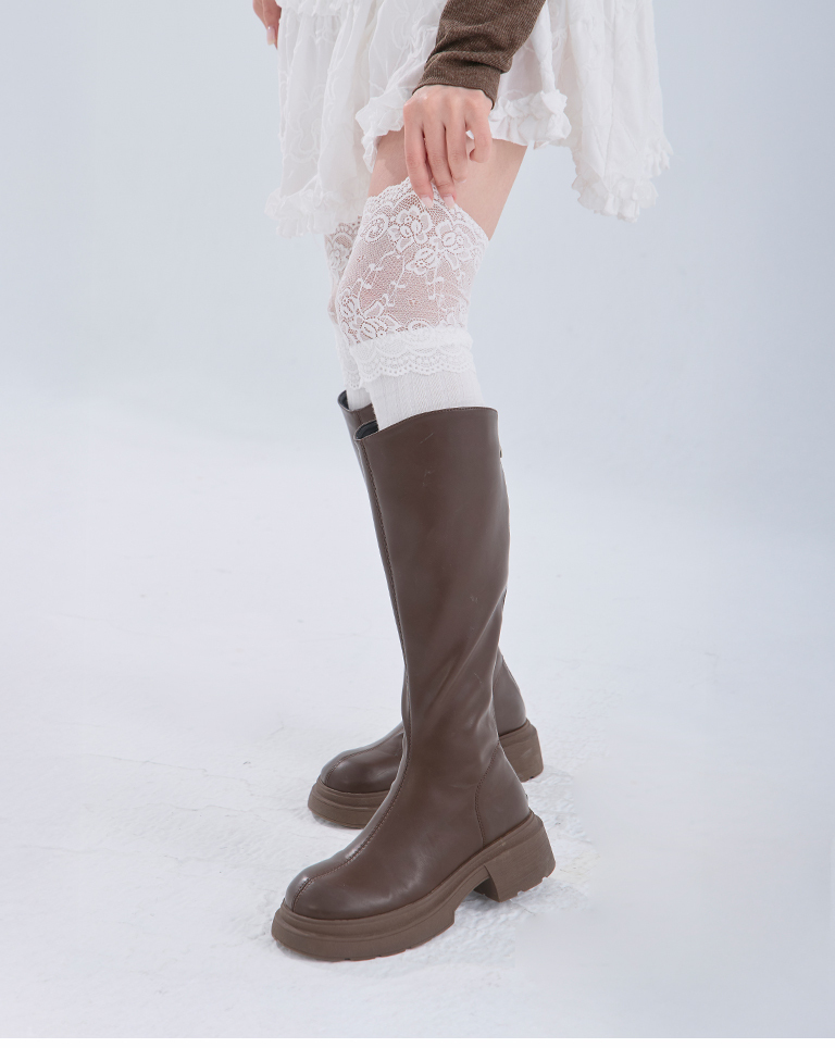 レース切り替えオーバーニーソックス  2色展開