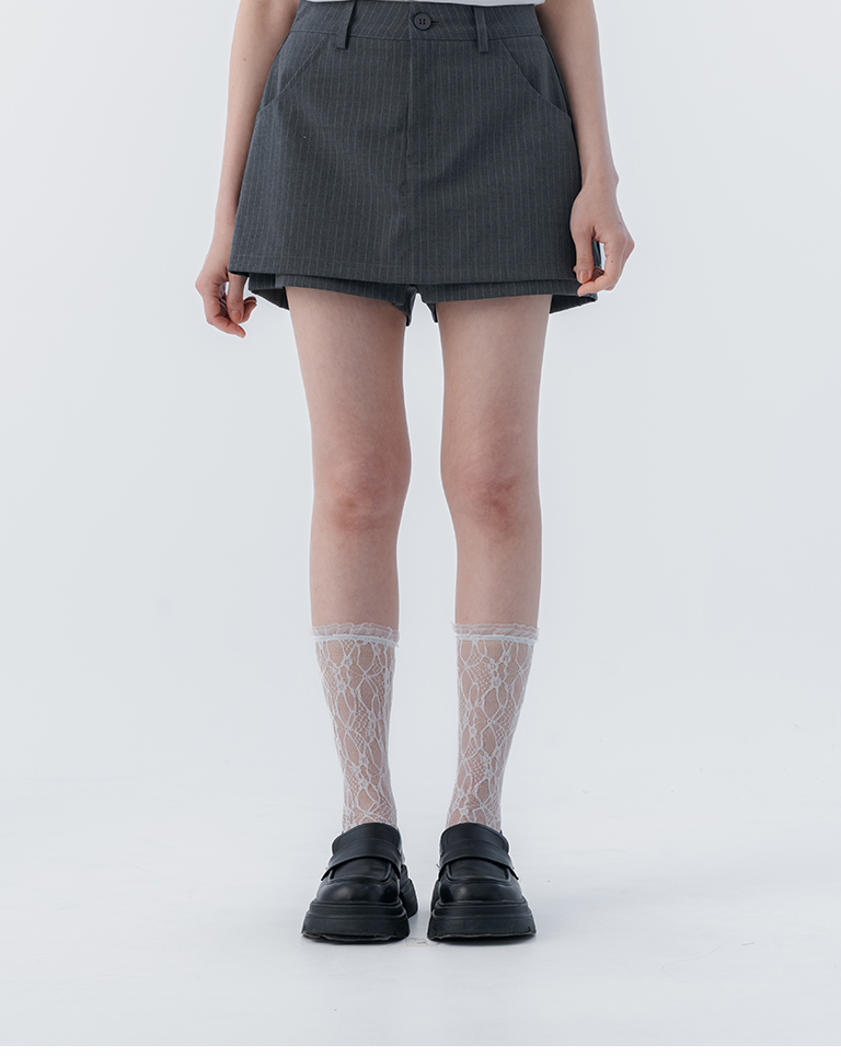 春12未到---フリルレース透かし編みミドルソックス 2色展開