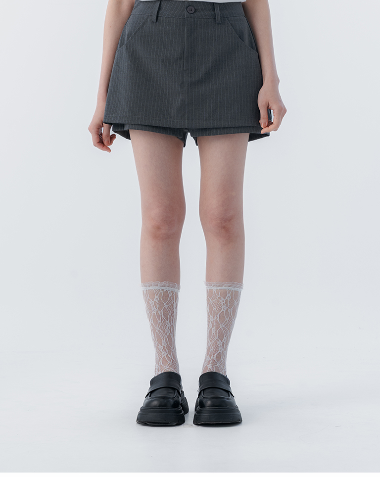 春12未到---フリルレース透かし編みミドルソックス 2色展開