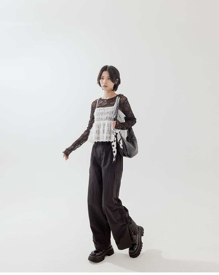 ジオメトリック柄スカーフ 2色展開