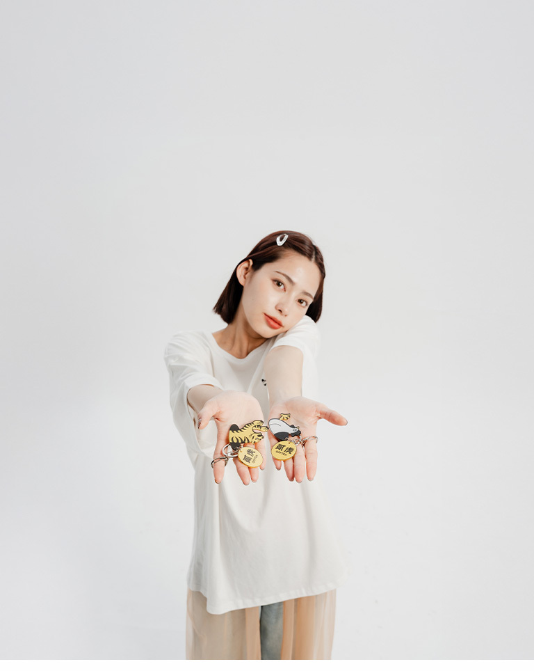 貳虎-ロゴチャーム