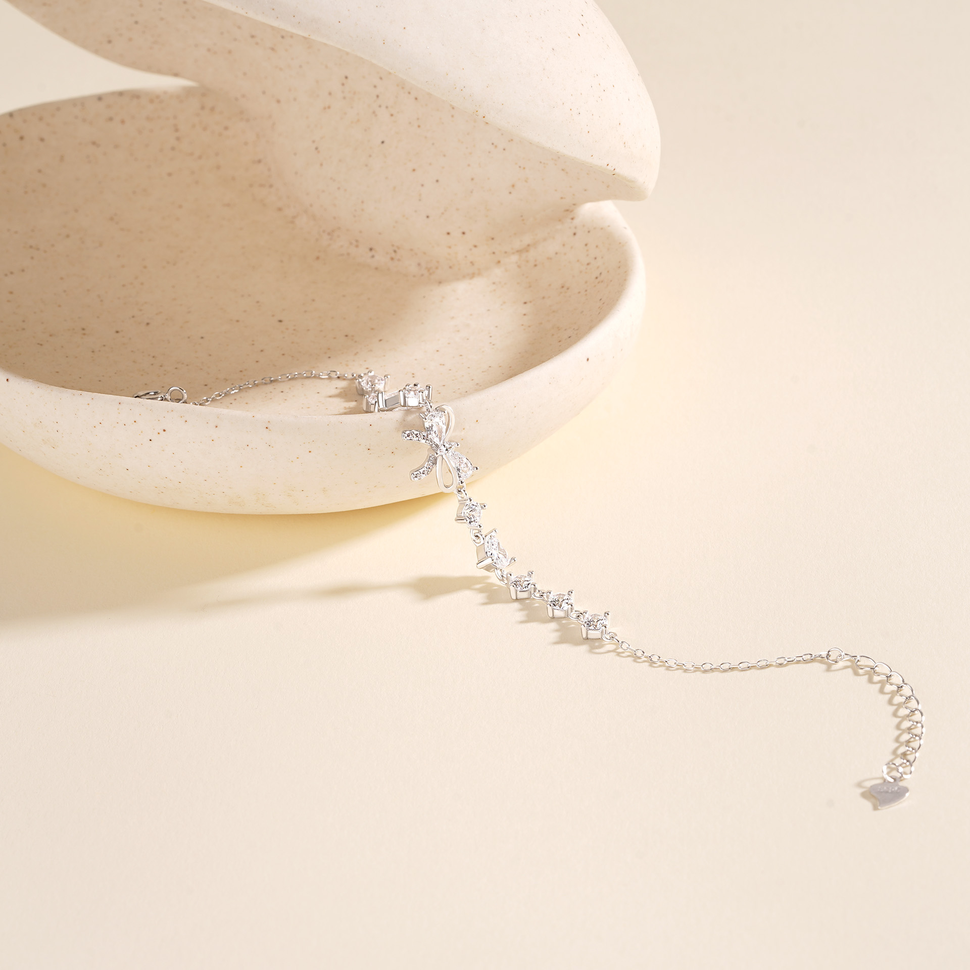 925 Sterling Silver Zircon Bow Bracelet