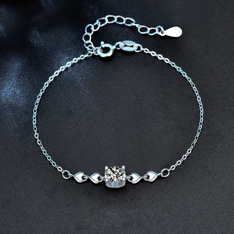 925 Sterling Silver Heart-Shaped Bull Head Moissanite Bracelet