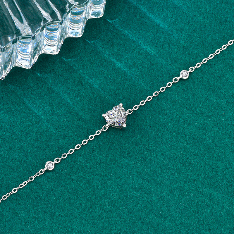 S925 Sterling Silver Moissanite Heart Bracelet