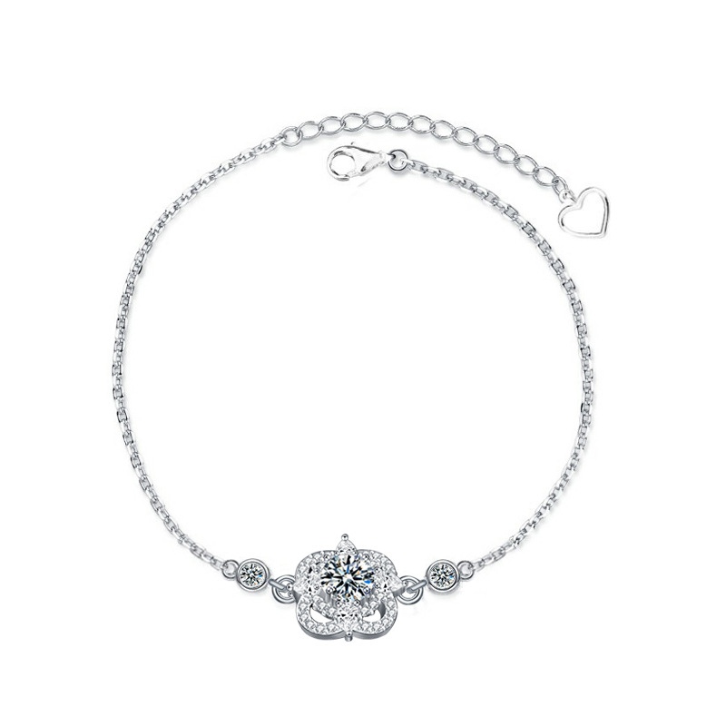 925 Sterling Silver Moissanite Four-Leaf Clover Bracelet