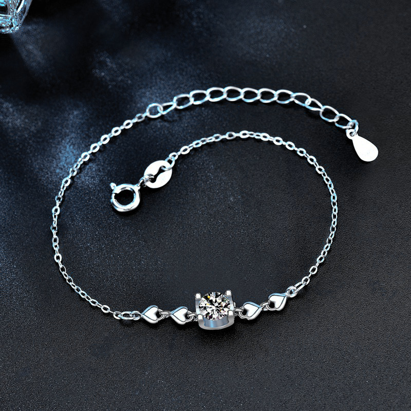 925 Sterling Silver Heart-Shaped Bull Head Moissanite Bracelet