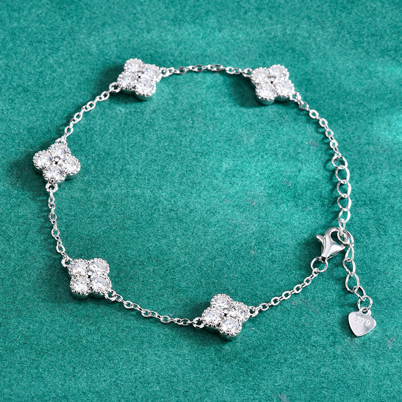 S925 Sterling Silver Moissanite Four-Leaf Clover Bracelet