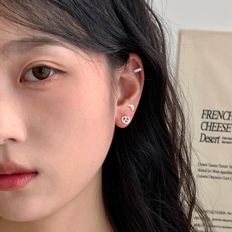 S925 sterling silver bread shaped earrings