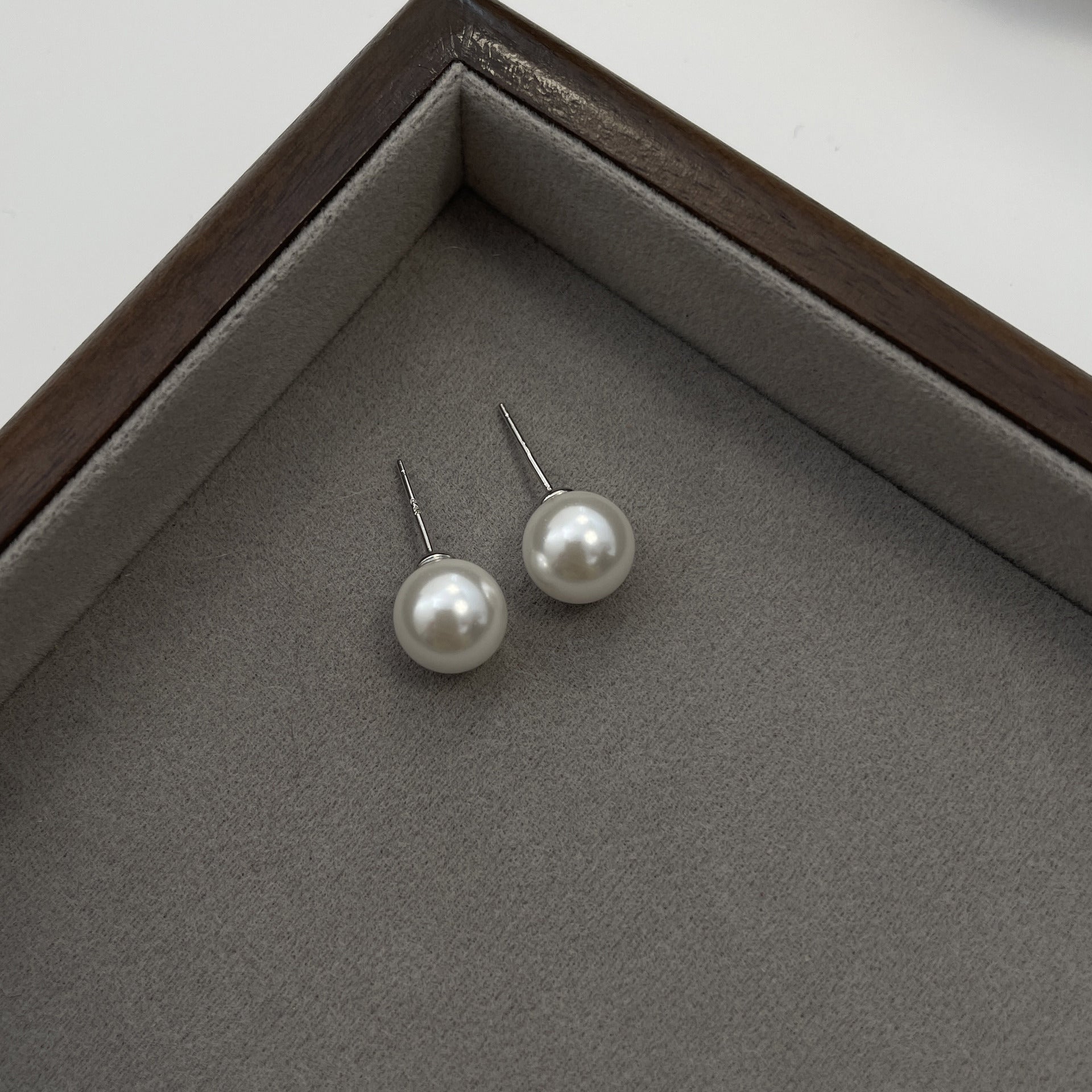 999 silver pearl earrings