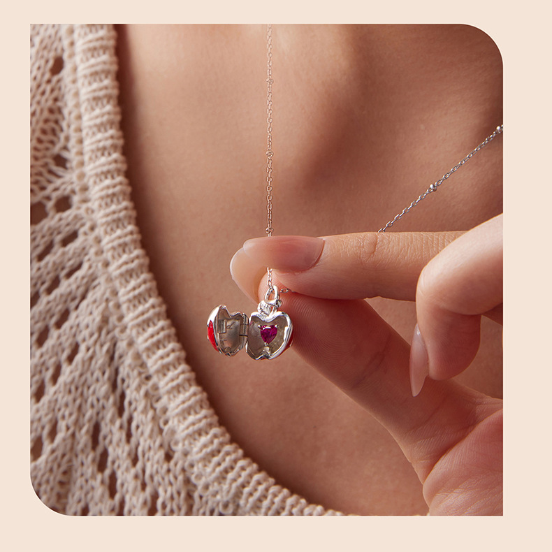 S925 Sterling Silver Openable Christmas Apple Necklace
