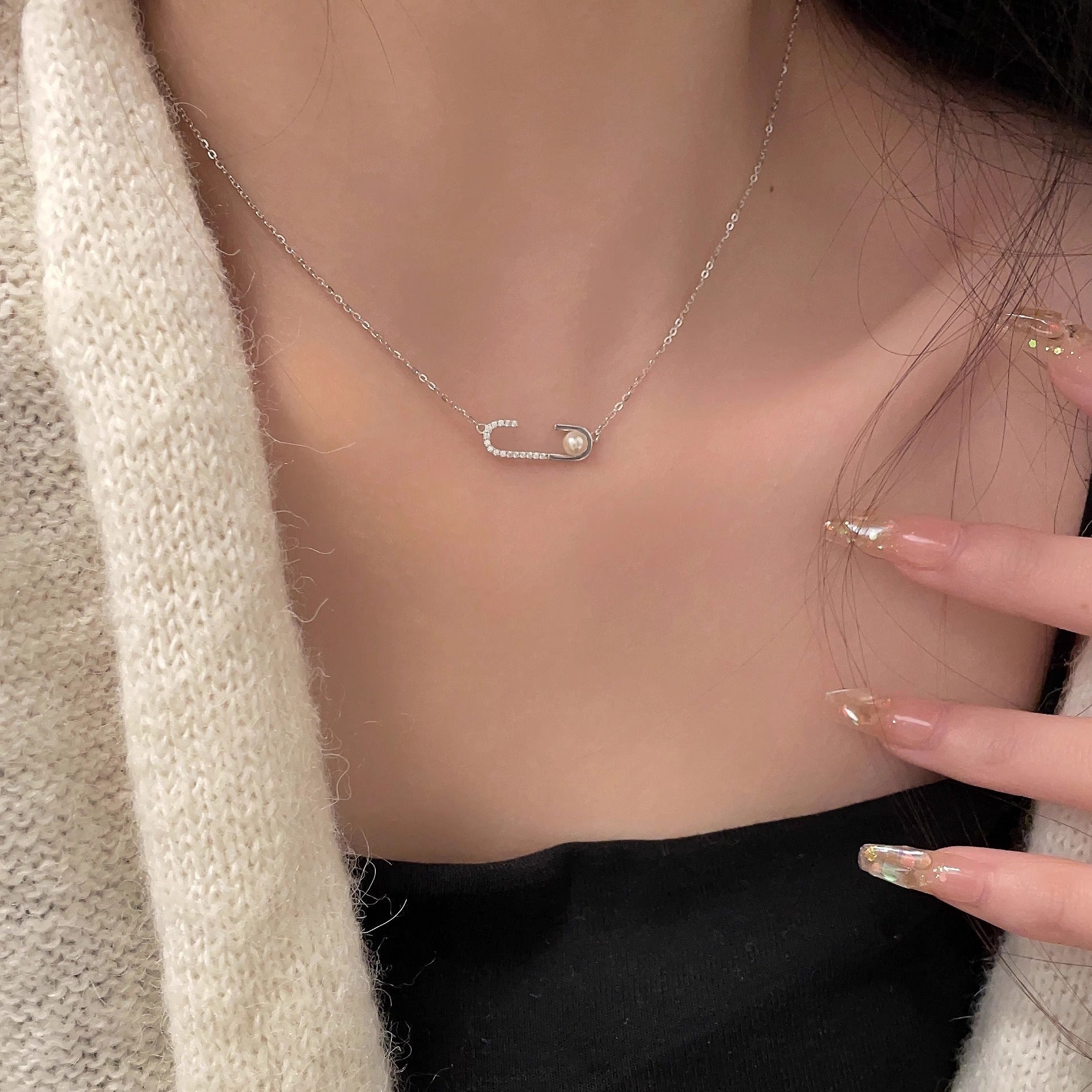 S925 sterling silver paperclip pendant necklace - silvery