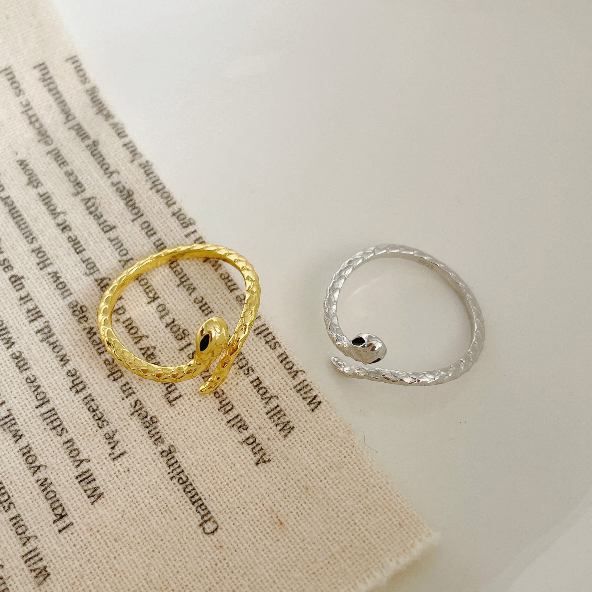 S925 sterling silver snake shaped ring