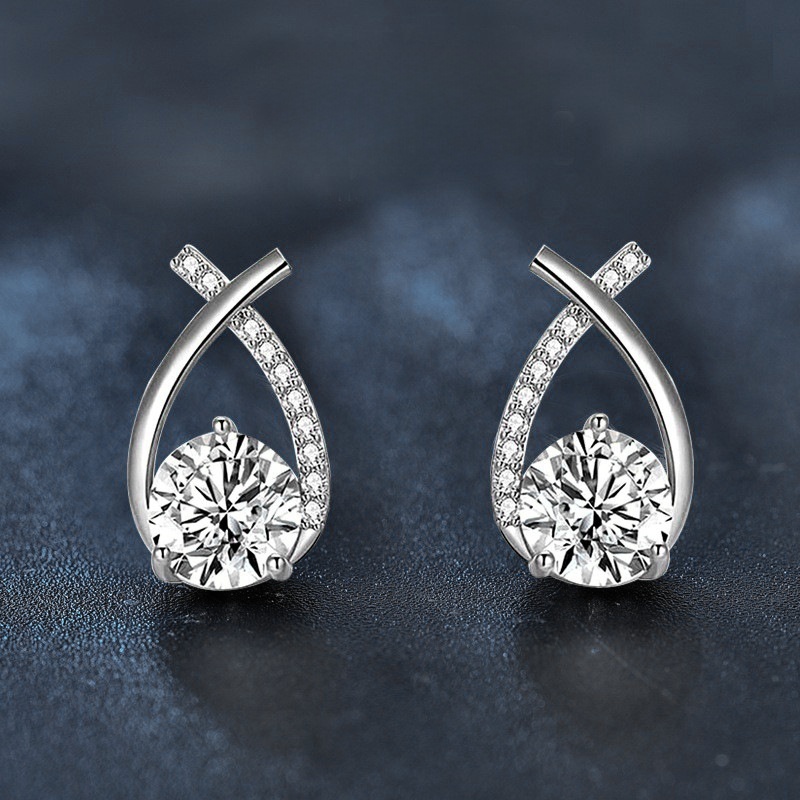 925 sterling silver fishtail crossed Moissanite earrings
