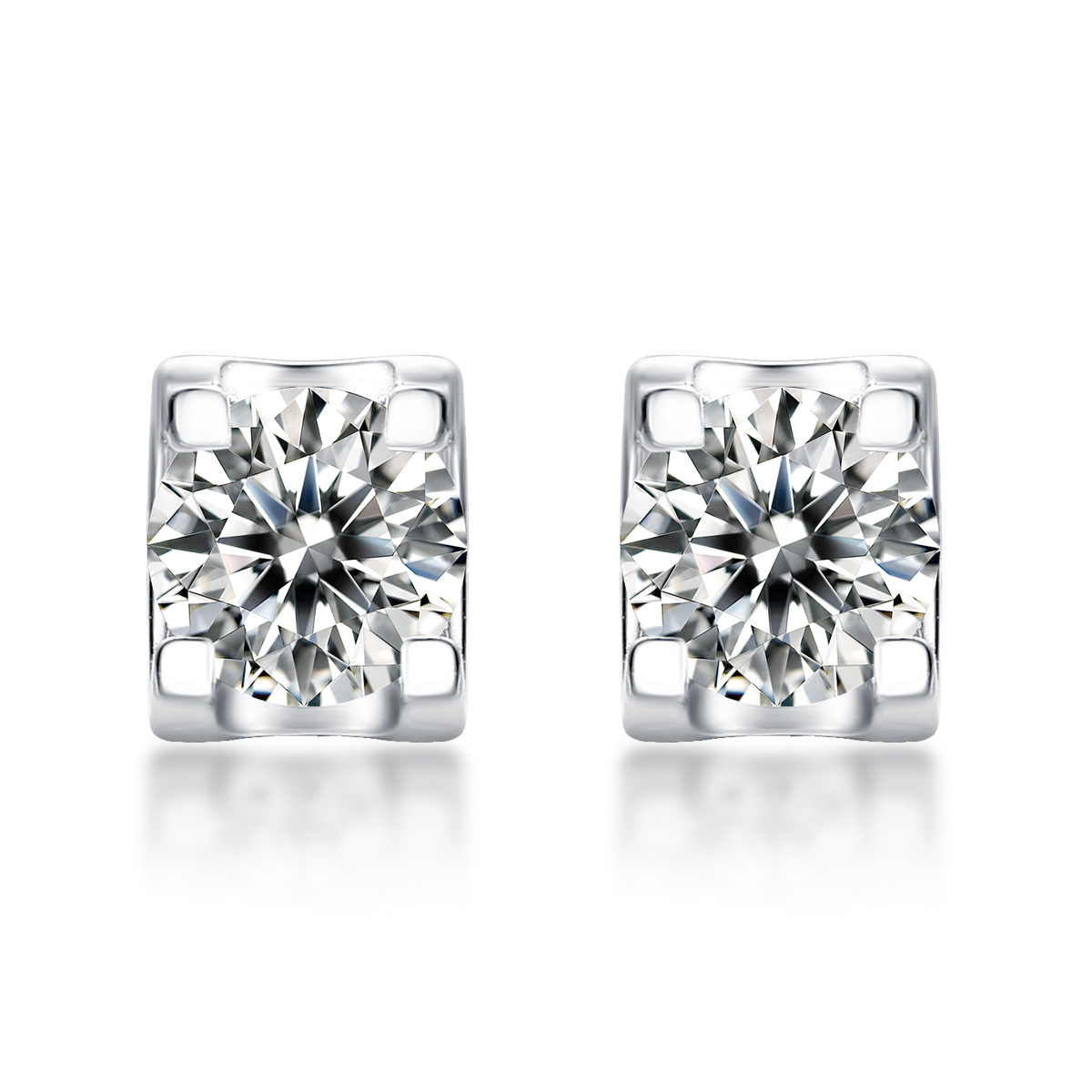 S925 Silver Moissanite "Bull Head" Stud Earrings