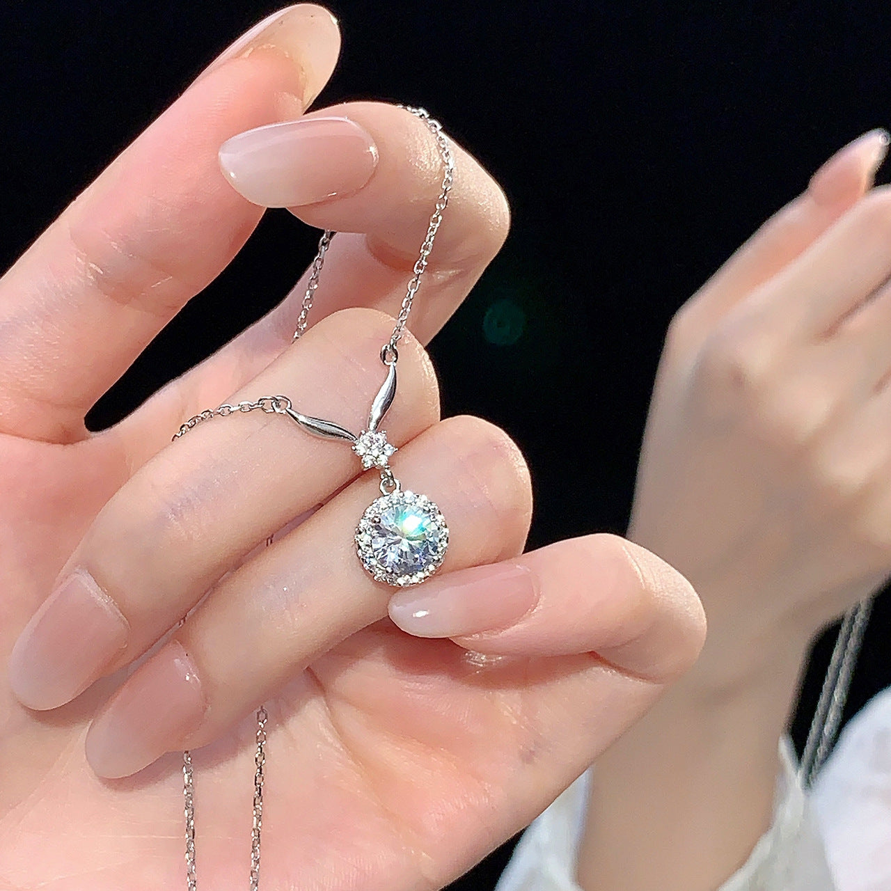 925 sterling silver sparkling zirconium pendant necklace - silvery