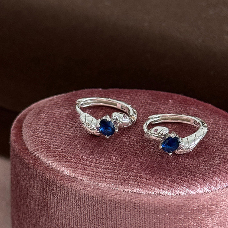 925 sterling silver snake shaped ear buckle - silvery