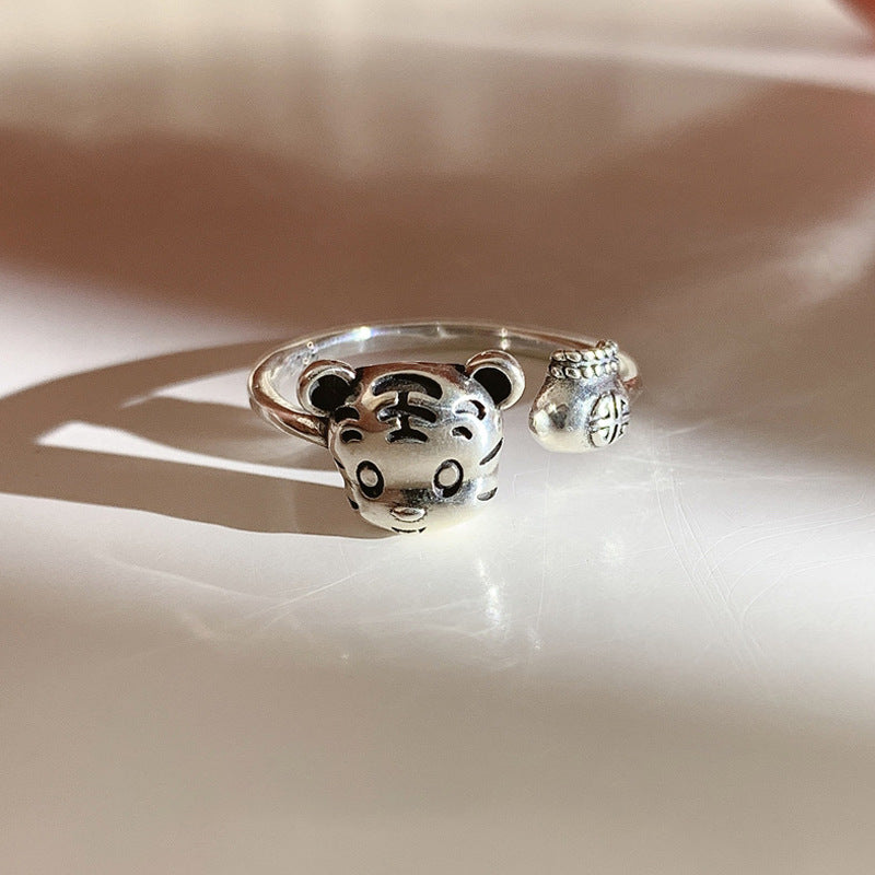 925 sterling silver tiger shaped ring - silvery