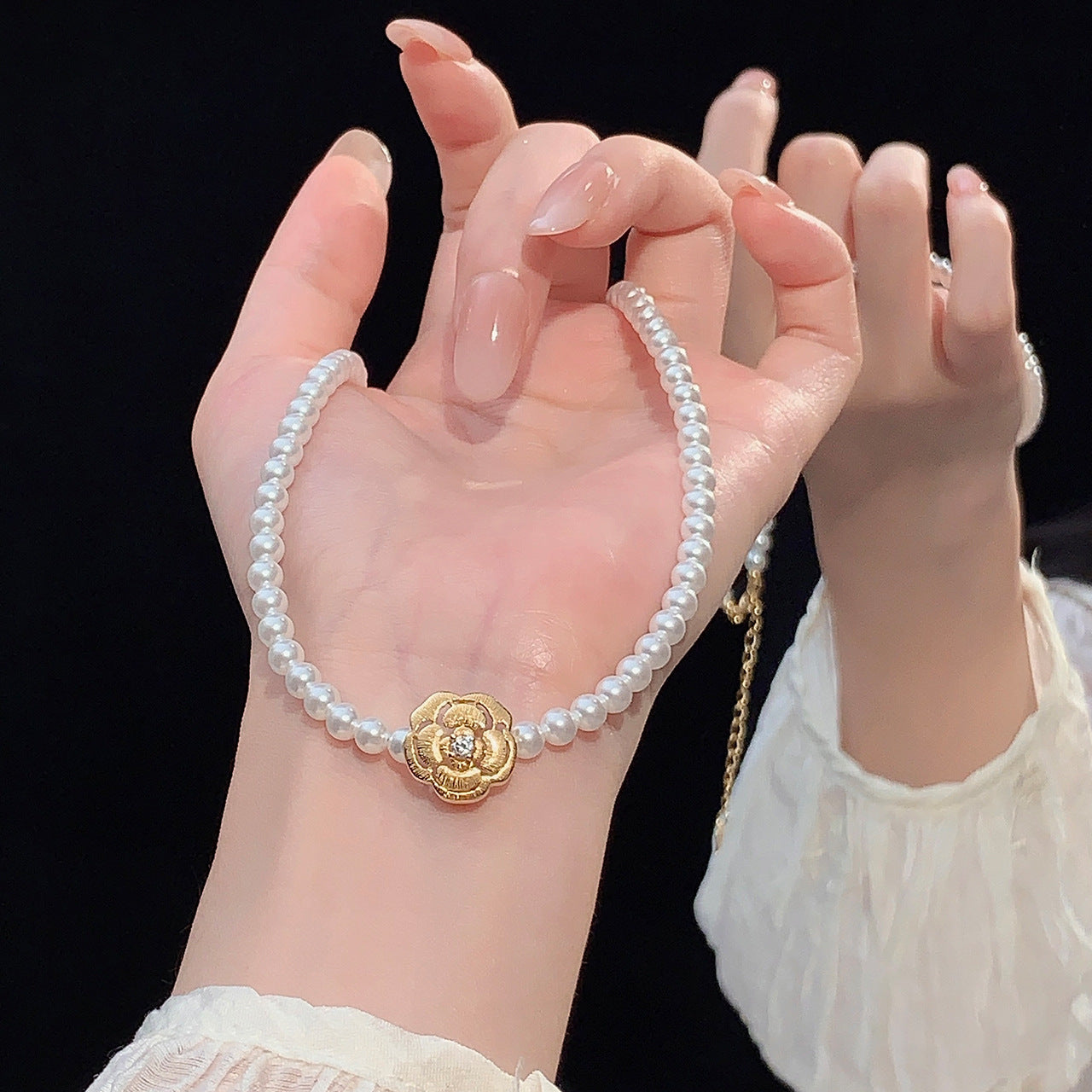 S925 Pure Silver Camellia Imitation Pearl Bead Necklace - Golden