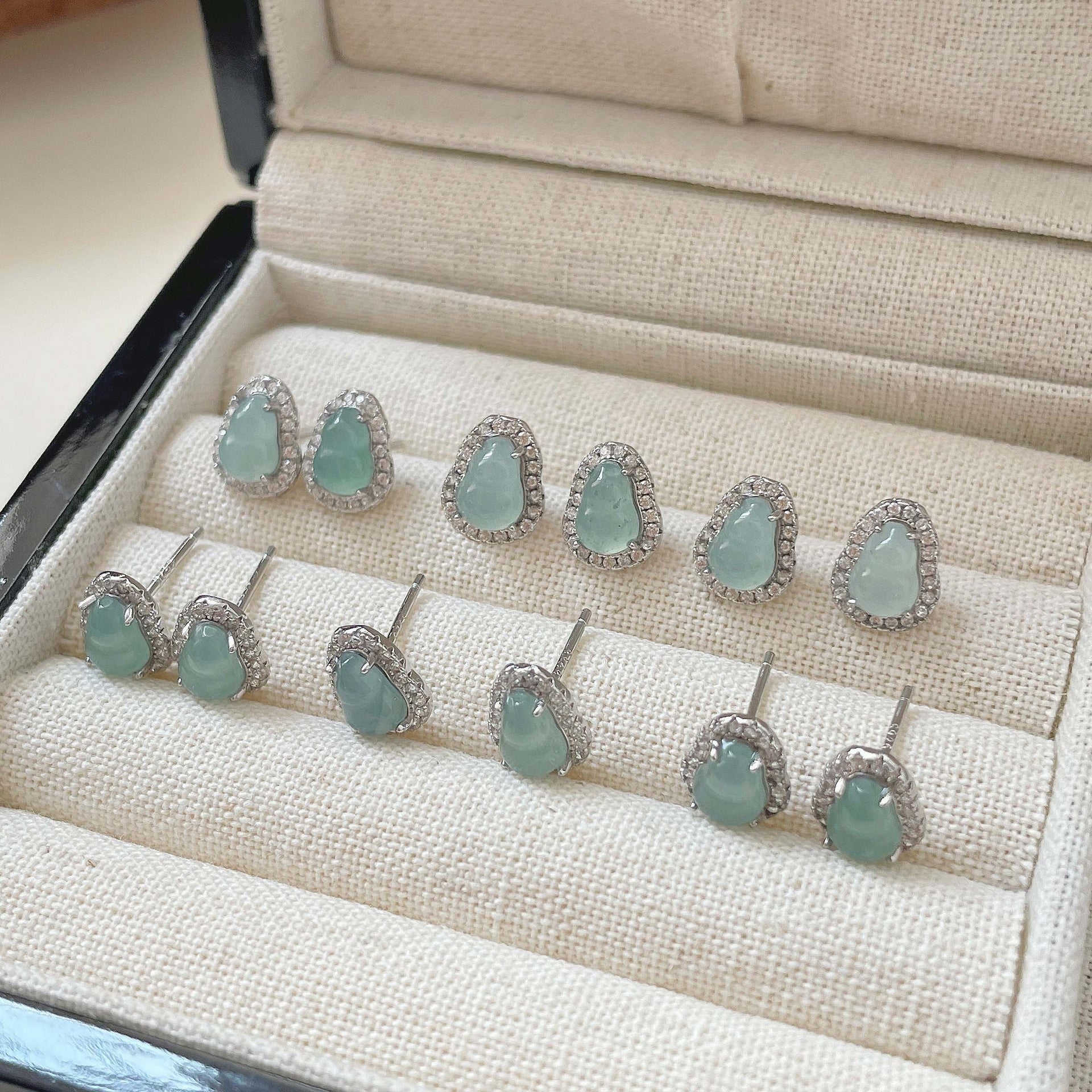 S925 Silver Jade Earrings - Silvery