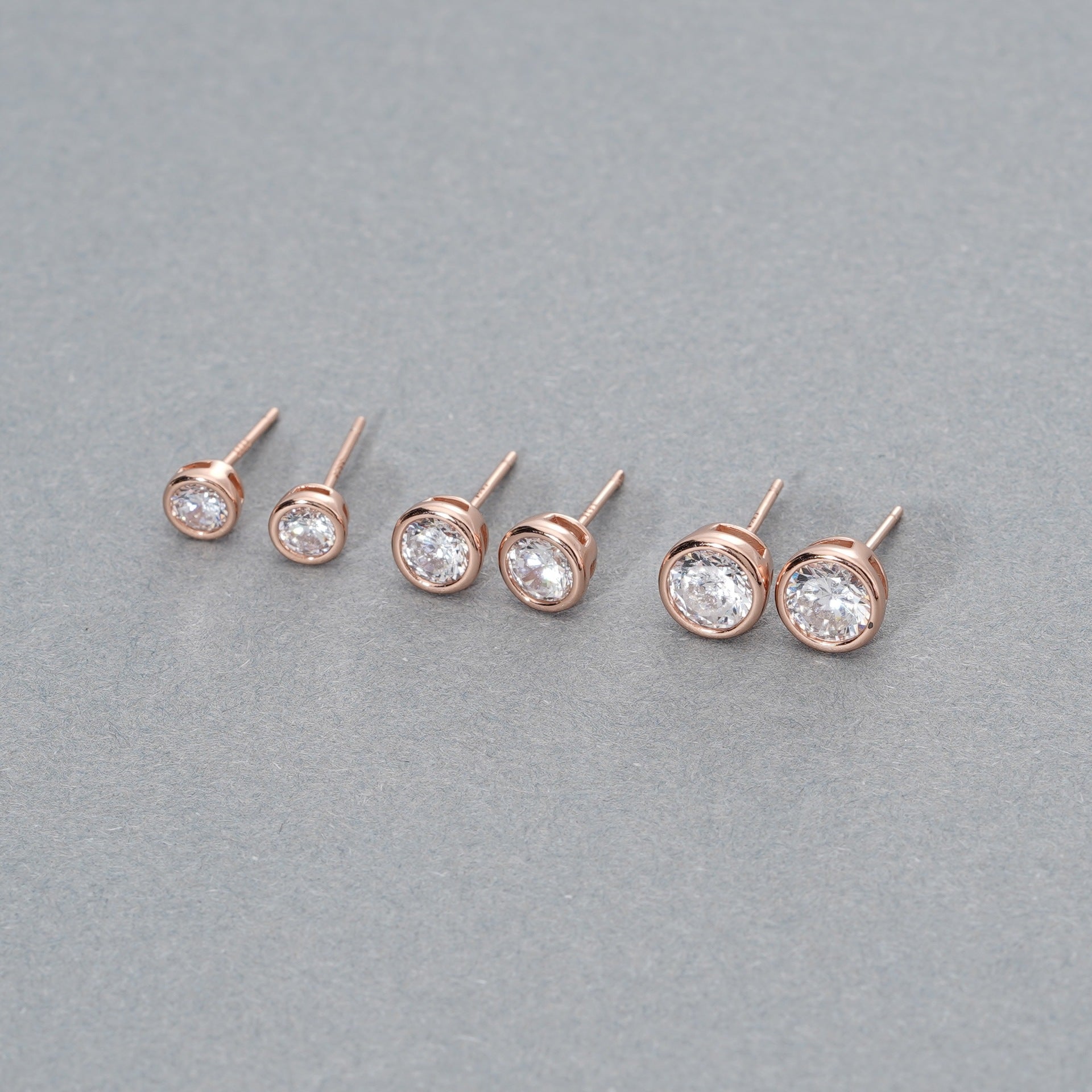 925 sterling silver earrings with sparkling zirconium