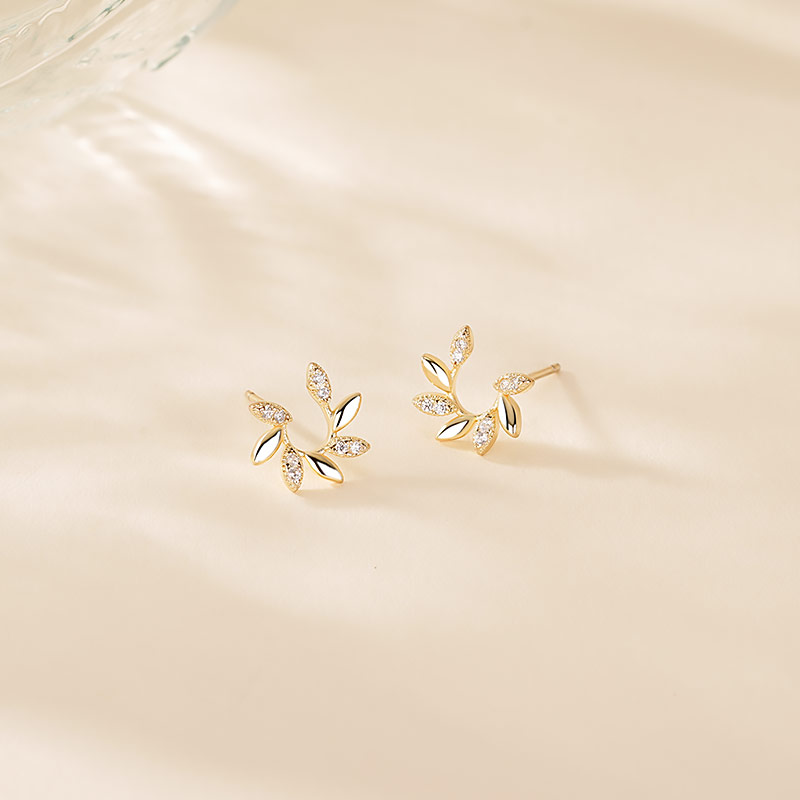 925 Sterling Silver Leaf Stud Earrings with Zirconia Inlay