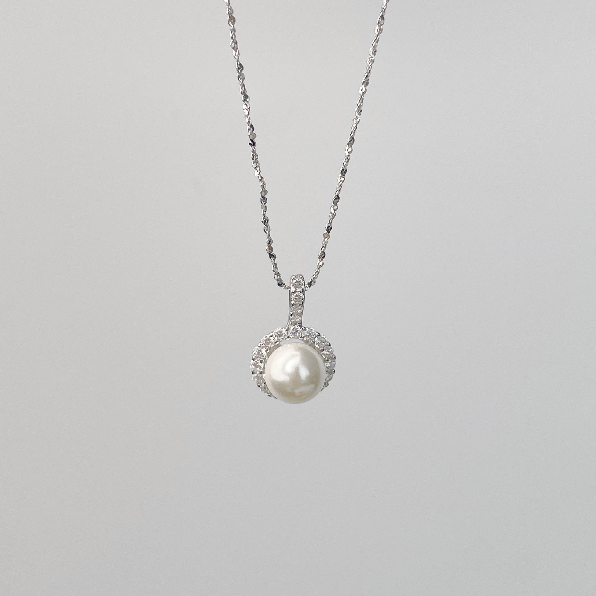 S925 sterling silver pearl necklace