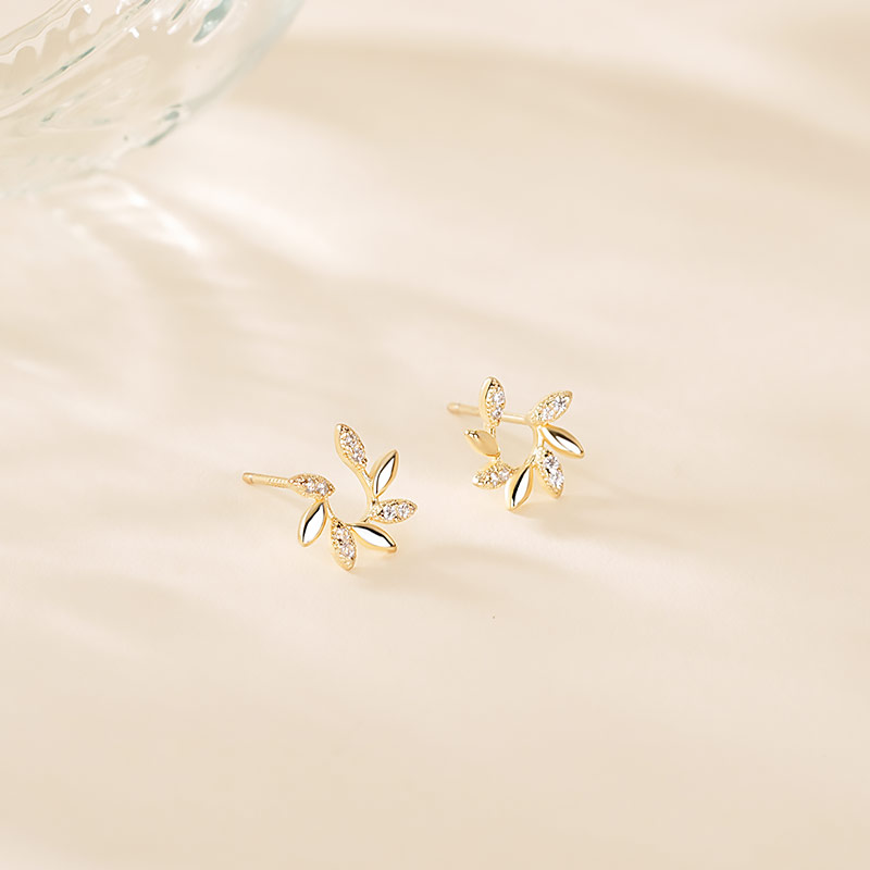 925 Sterling Silver Leaf Stud Earrings with Zirconia Inlay
